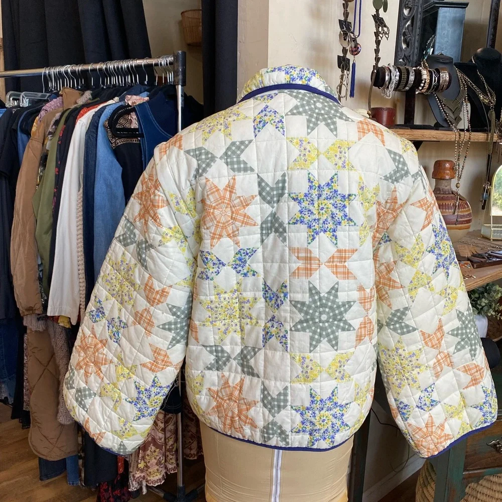 Quilted Star-Print Puffer Jacket - White Multi - Picture 2 of 5